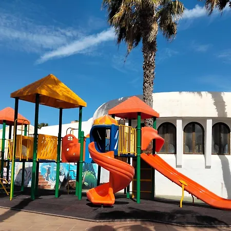 Amelia Oasis Dunas -corralejo- *